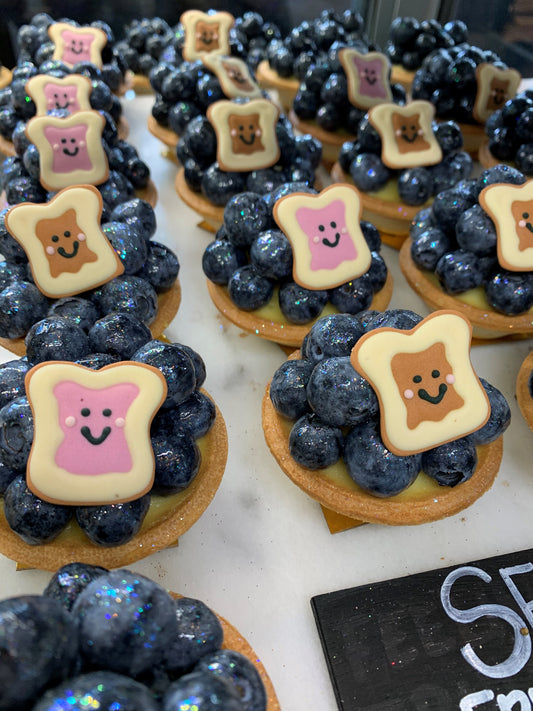 Chef Maeve's Blueberry Cheesecake