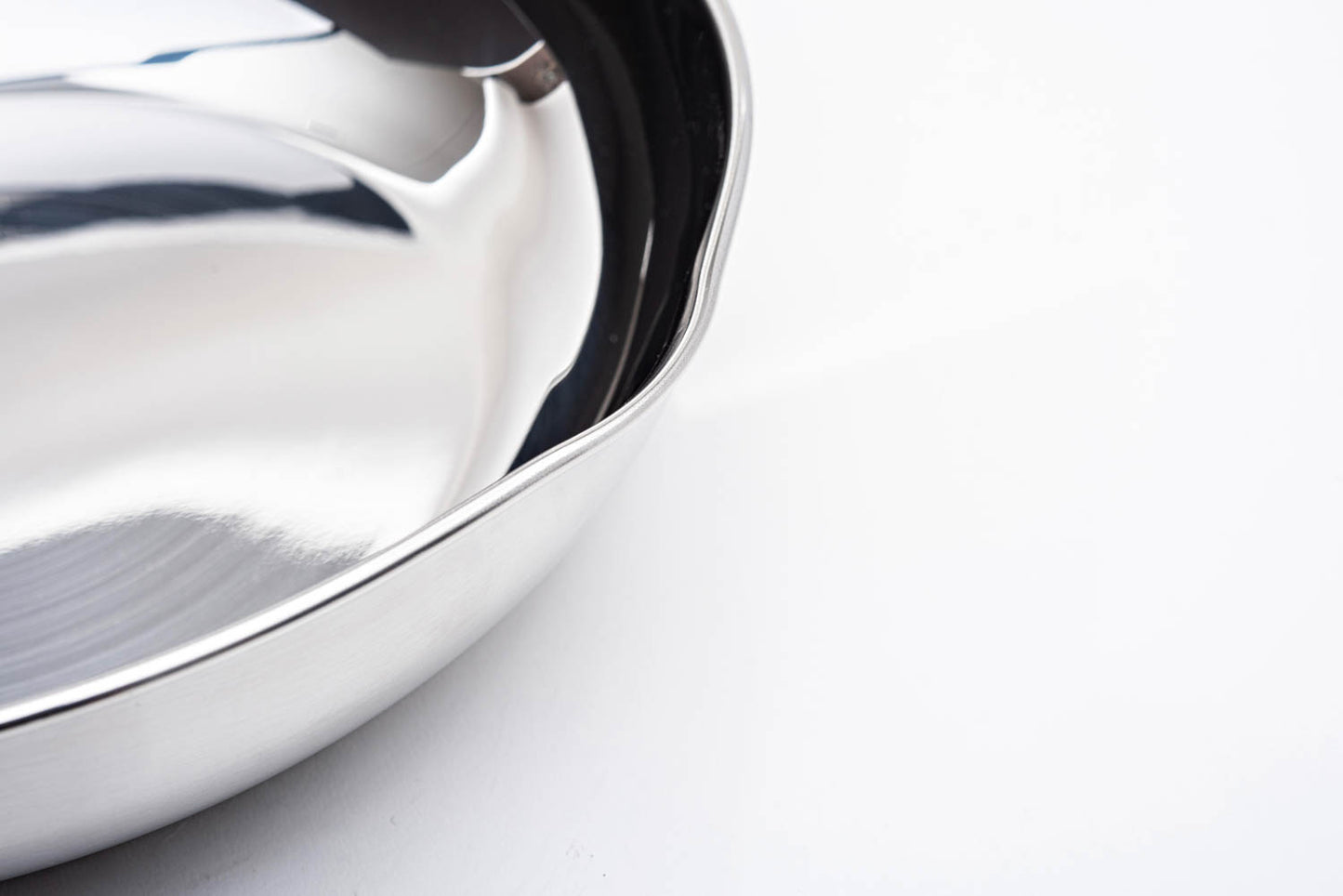 David Burke Stature 10 inch Fry Pan with Pour Spouts