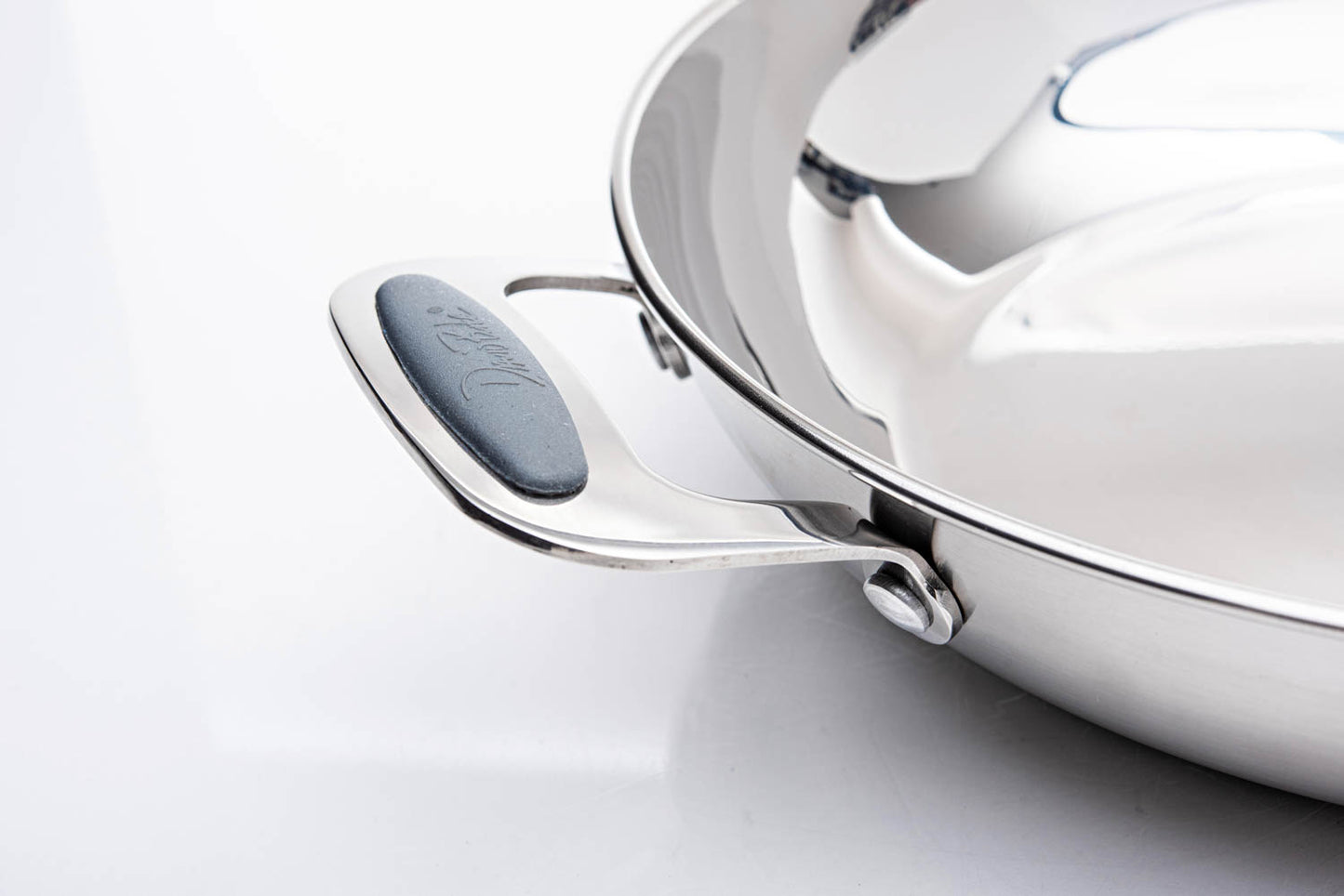 David Burke Stature 12 inch Fry Pan w/ Pour Spouts + Side Helper Handle