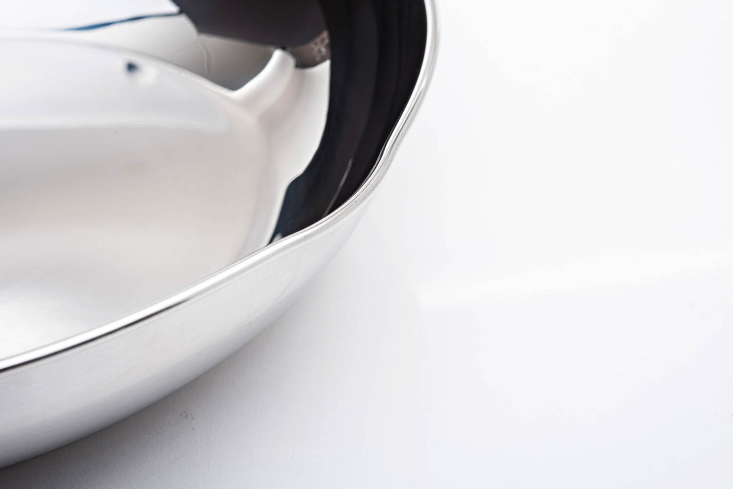 David Burke Stature 12 inch Fry Pan w/ Pour Spouts + Side Helper Handle