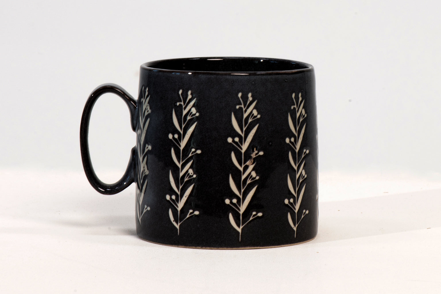 House Beautiful Timeless Impressions Mug Set