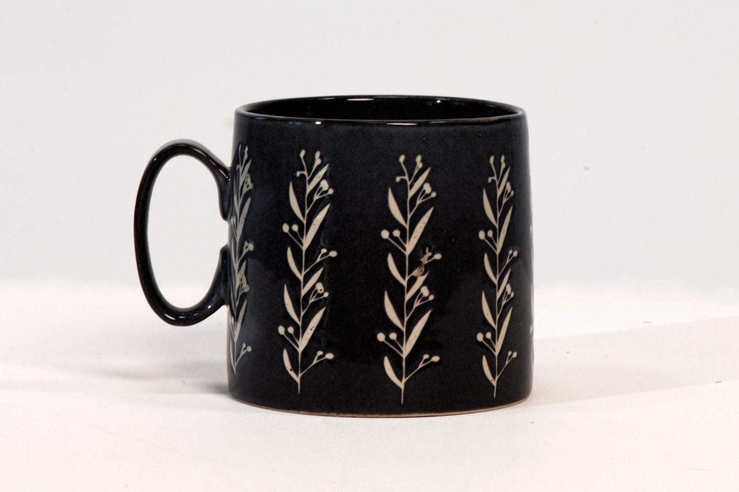 House Beautiful Timeless Impressions Mug Set