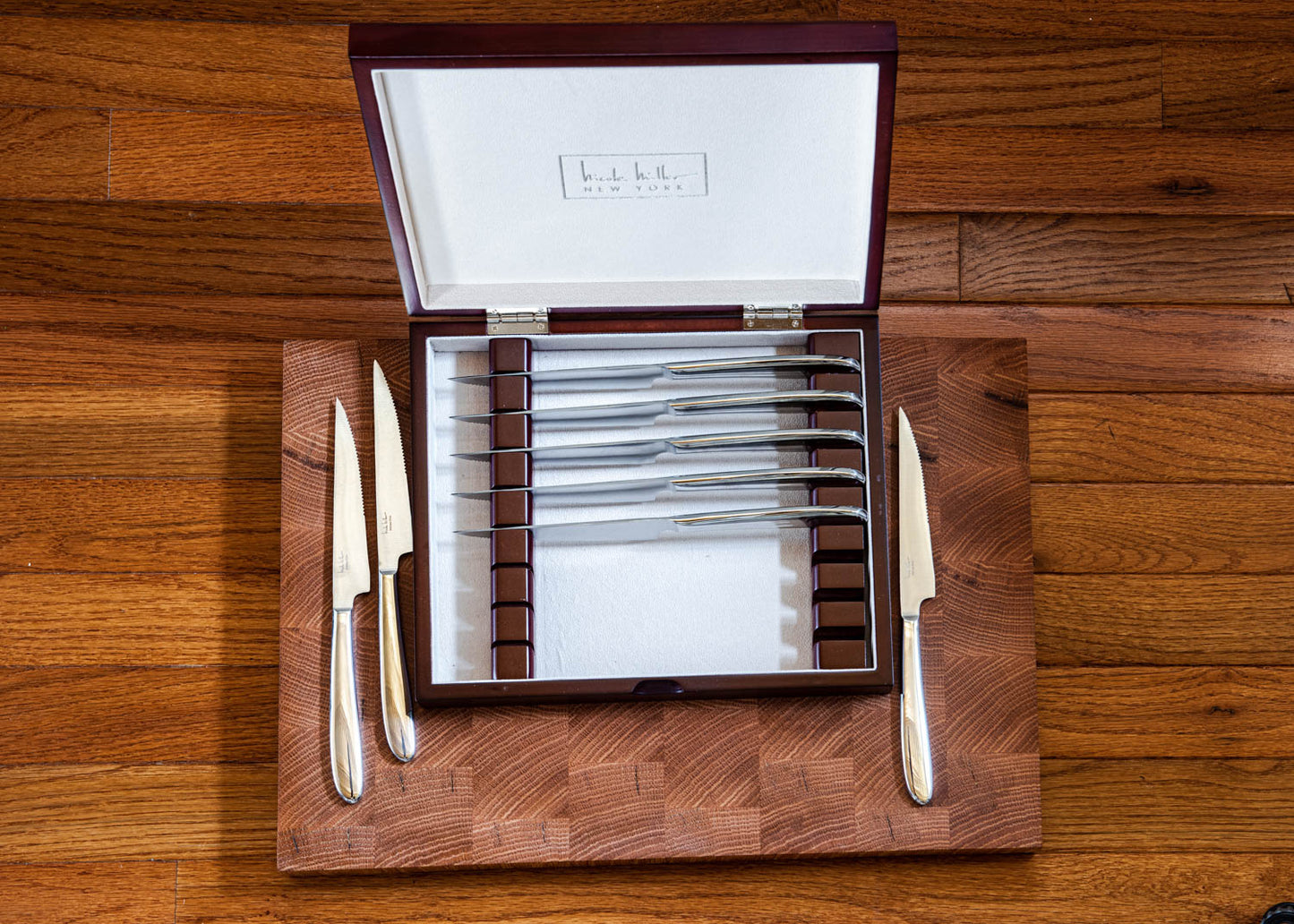 Nicole Miller 8 Piece Steak Knives